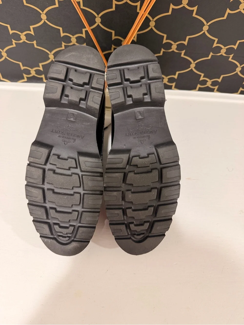 Platform Brogue Lace-Up Shoes in Black